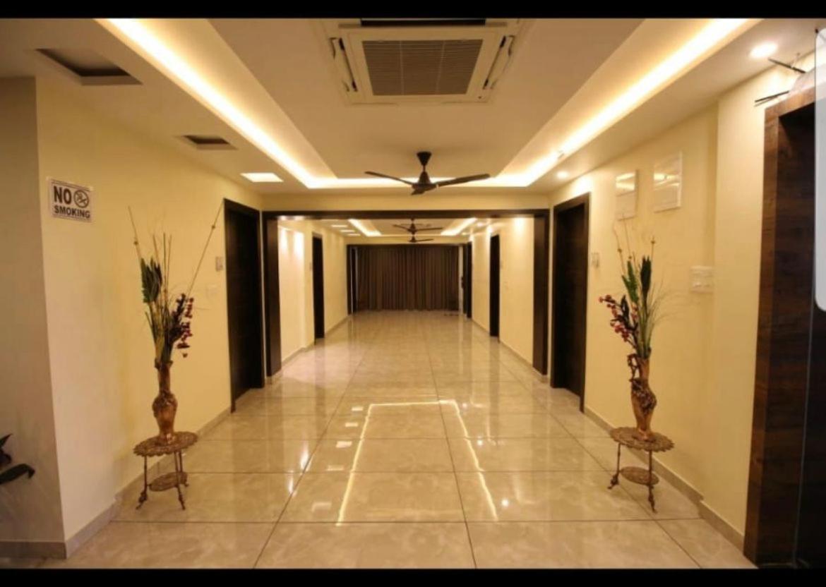 The Butterfly Luxury Serviced Apartments Visakhapatnam Buitenkant foto