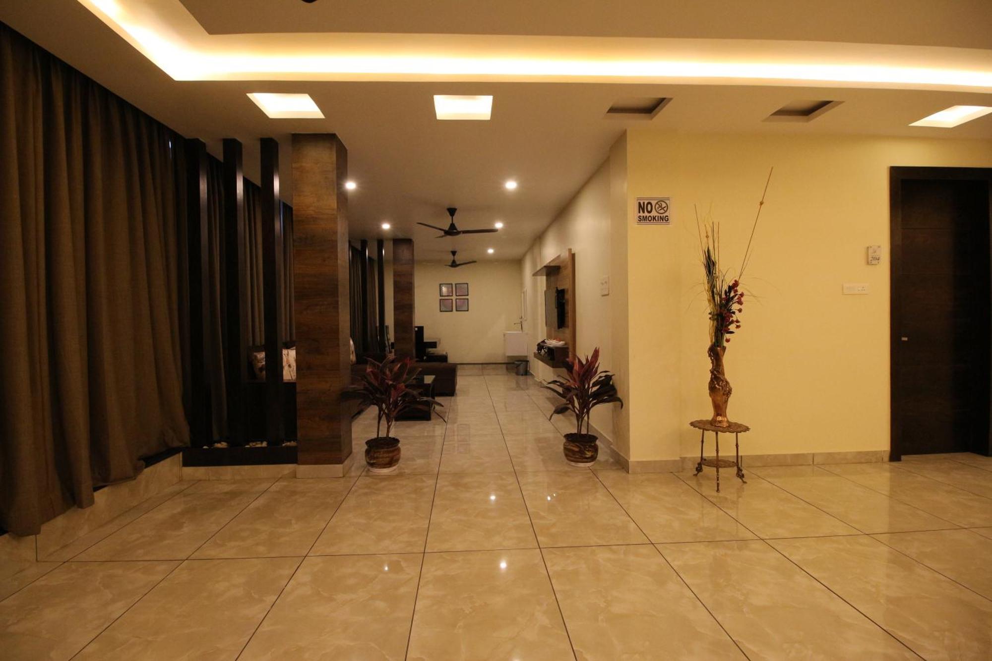 The Butterfly Luxury Serviced Apartments Visakhapatnam Buitenkant foto